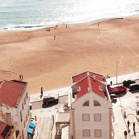 T1 Coral House Апартаменты