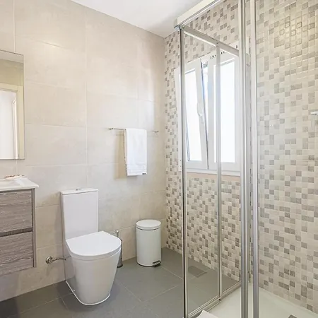 T1 Coral House Апартаменты *