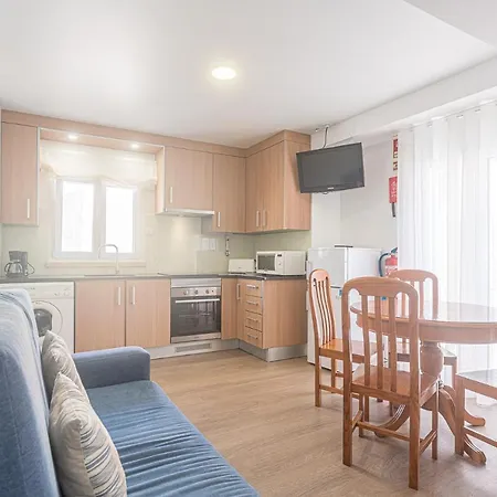 T1 Coral House Апартаменты