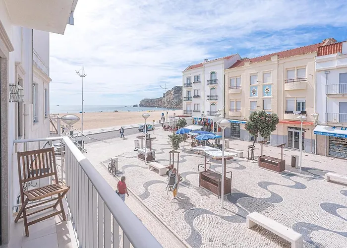 T1 Coral House * Назаре